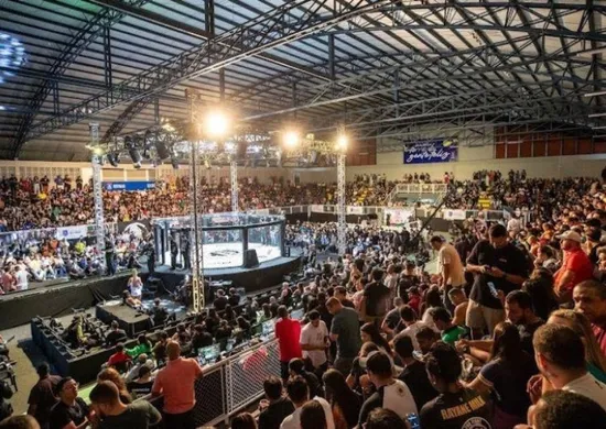 Imagem ilustrativa da imagem Retirada de ingresso para maior evento de MMA da América Latina