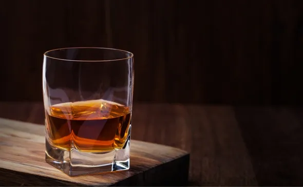 Imagem ilustrativa da imagem Polícia investiga origem de contaminação em bebidas