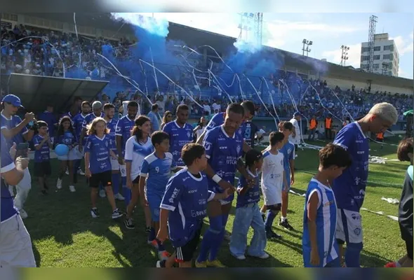 Imagem ilustrativa da imagem Vitória abre estádio para inclusão infantil