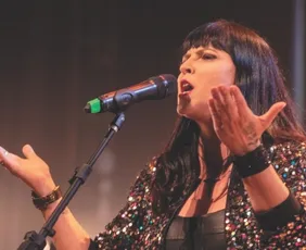 Imagem ilustrativa da imagem Dia de rock em encontro de cervejarias em Viana