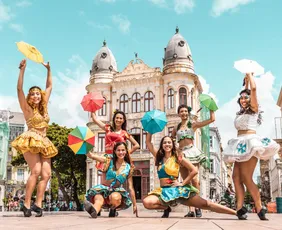 Imagem ilustrativa da imagem Marco Zero 2026: onde o Carnaval do Futuro no Recife abraça a ancestralidade