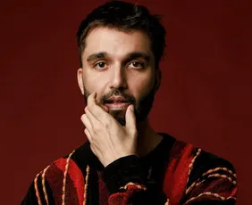 Imagem ilustrativa da imagem Show de Silva de graça na reabertura do Carlos Gomes