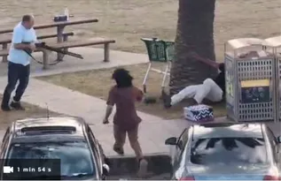 Imagem ilustrativa da imagem Tiroteio na Austrália: 12 mortos em praia que sediava celebração judaica