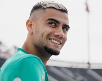 Imagem ilustrativa da imagem Andreas Pereira busca redenção após 'inferno' na final da Libertadores de 2021