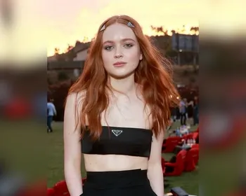 Imagem ilustrativa da imagem Atriz de Stranger Things deseja boa sorte para quem vai fazer o Enem 2025