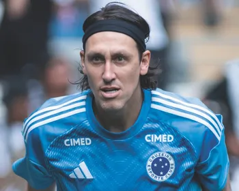 Imagem ilustrativa da imagem Cássio explica lesão sofrida e revela prazo de recuperação