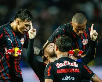 Imagem ilustrativa da imagem Corinthians leva gol no fim e perde para o Bragantino