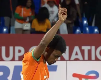 Imagem ilustrativa da imagem Costa do Marfim vence Burkina Faso e avança na Copa Africana de Nações