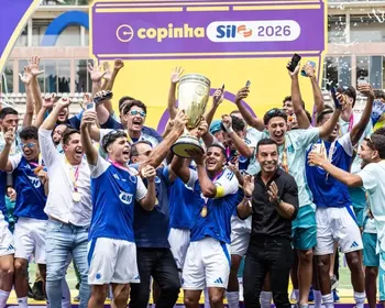 Imagem ilustrativa da imagem Cruzeiro bate São Paulo e fatura bicampeonato da Copinha após 19 anos