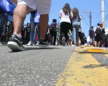 Imagem ilustrativa da imagem Enem 2025: portões de locais de prova serão fechados às 13 horas