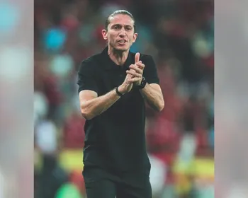 Imagem ilustrativa da imagem Filipe Luís atinge objetivo 'dobrado' no Flamengo e vê jogadores confiantes