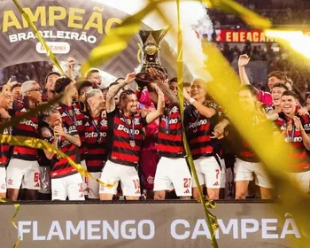 Imagem ilustrativa da imagem Flamengo mira tirar posto do Palmeiras de 'maior campeão do Brasil'