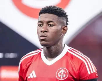 Imagem ilustrativa da imagem Flamengo se acerta com Inter e aguarda Vitão para exames médicos