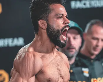 Imagem ilustrativa da imagem MMA: Elvis Silva perde para dinamarquês por decisão