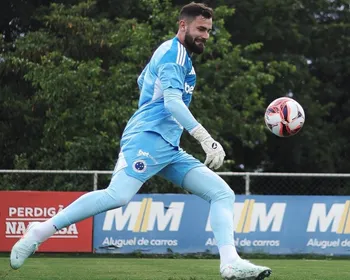 Imagem ilustrativa da imagem Matheus Cunha lesiona o joelho e passará por cirurgia