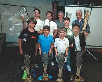 Imagem ilustrativa da imagem Melhores do ano são premiados no kart