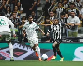 Imagem ilustrativa da imagem Palmeiras abusa de erros, é salvo por Vitor Roque e empata com o Atlético-MG