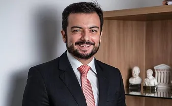 Imagem ilustrativa da imagem Advogado é morto com facada no peito dentro de escritório em MG; cliente é preso