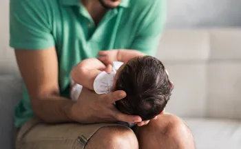 Imagem ilustrativa da imagem Câmara aprova ampliação gradual da licença-paternidade para 20 dias