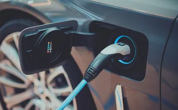 Imagem ilustrativa da imagem Carro elétrico: novas regras para carregar baterias em condomínios