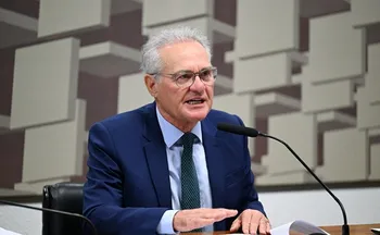 Imagem ilustrativa da imagem Comissão do Senado aprova isenção do IR para quem ganha até RS 5 mil