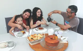Imagem ilustrativa da imagem Famílias resgatam hábito de se reunir durante as refeições