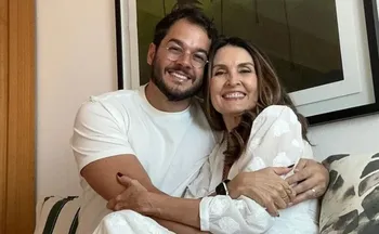 Imagem ilustrativa da imagem Fátima Bernardes comemora oito anos com Túlio Gadêlha