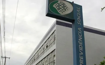 Imagem ilustrativa da imagem Fila do INSS é a maior da história com 2,8 milhões de pedidos de aposentadoria