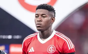 Imagem ilustrativa da imagem Flamengo se acerta com Inter e aguarda Vitão para exames médicos