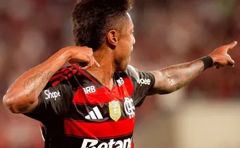 Imagem ilustrativa da imagem Flamengo tenta confirmar título brasileiro antes de batalha pela Libertadores