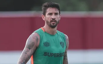 Imagem ilustrativa da imagem Fluminense avalia saída do atacante Everaldo em 2026