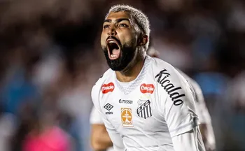 Imagem ilustrativa da imagem Gabigol salva Santos no final e garante empate contra o Corinthians