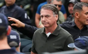 Imagem ilustrativa da imagem Governo vê desgaste de Bolsonaro, impacto no Congresso e pressão por anistia