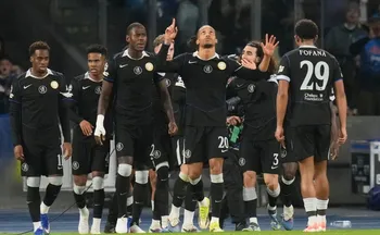 Imagem ilustrativa da imagem João Pedro marca, Chelsea vai às oitavas e elimina o Napoli na Champions