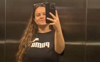 Imagem ilustrativa da imagem Jovem é morta com tiro na cabeça em frente ao pai durante assalto em SP