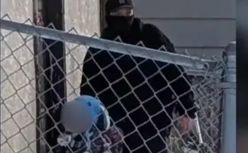 Imagem ilustrativa da imagem Juiz proíbe que governo Trump deporte menino de 5 anos e seu pai