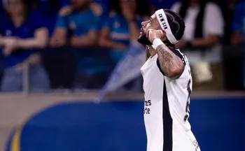 Imagem ilustrativa da imagem Memphis decide, Corinthians bate Cruzeiro e tem vantagem na Copa do Brasil