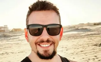 Imagem ilustrativa da imagem Músico morre após ser prensado por mais de uma tonelada de mármore em SC