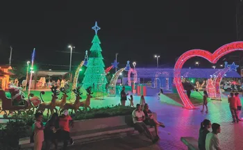 Imagem ilustrativa da imagem Natal instagramável em Guarapari: decoração segue até o dia 06 de janeiro