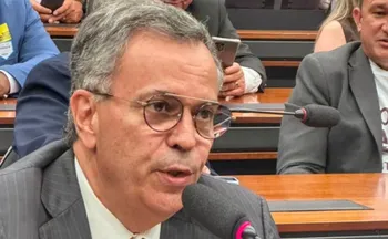 Imagem ilustrativa da imagem PF faz operação sobre desvio de emendas com foco em deputado Félix Mendonça