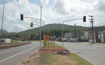 Imagem ilustrativa da imagem Radares na BR-101, em Viana, começam a ser instalados