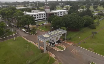 Imagem ilustrativa da imagem Sala da PF onde Bolsonaro deve ficar preso em Brasília tem banheiro privativo