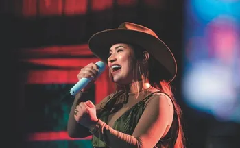 Imagem ilustrativa da imagem Simone Mendes: “Meu pai foi enterrado como indigente”