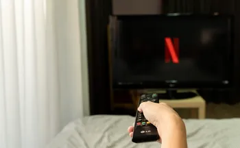 Imagem ilustrativa da imagem Streaming está caro? Preços triplicaram desde estreia da Netflix no Brasil