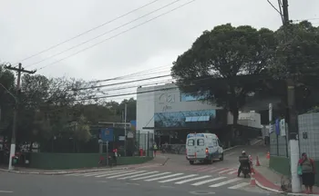 Imagem ilustrativa da imagem Surto no Santa Rita: Salas devem ser reabertas na semana que vem