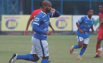 Imagem ilustrativa da imagem Tony segue no Vitória em 2026