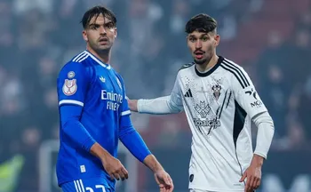 Imagem ilustrativa da imagem Vini 'se esconde' e Arbeloa estreia no Real com queda na Copa do Rei