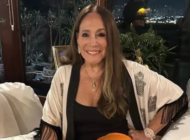 Imagem ilustrativa da imagem 'Amauri Soares, me dá um programa, pelo amor de Deus', pede Susana Vieira