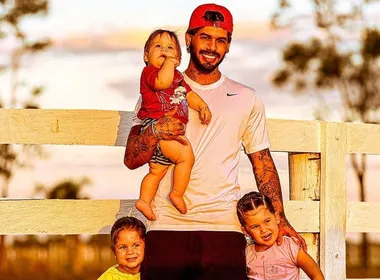 Imagem ilustrativa da imagem Após término, Zé Felipe diz que 2025 foi seu 'melhor ano da vida'