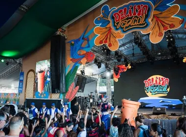 Imagem ilustrativa da imagem Delírio Tropical: veja fotos do festival de música e cultura em Vila Velha